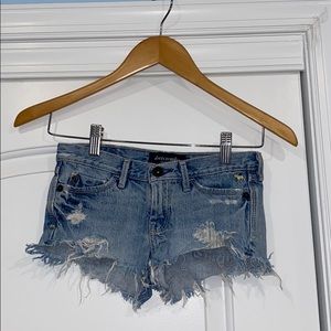 abercrombie shorts!